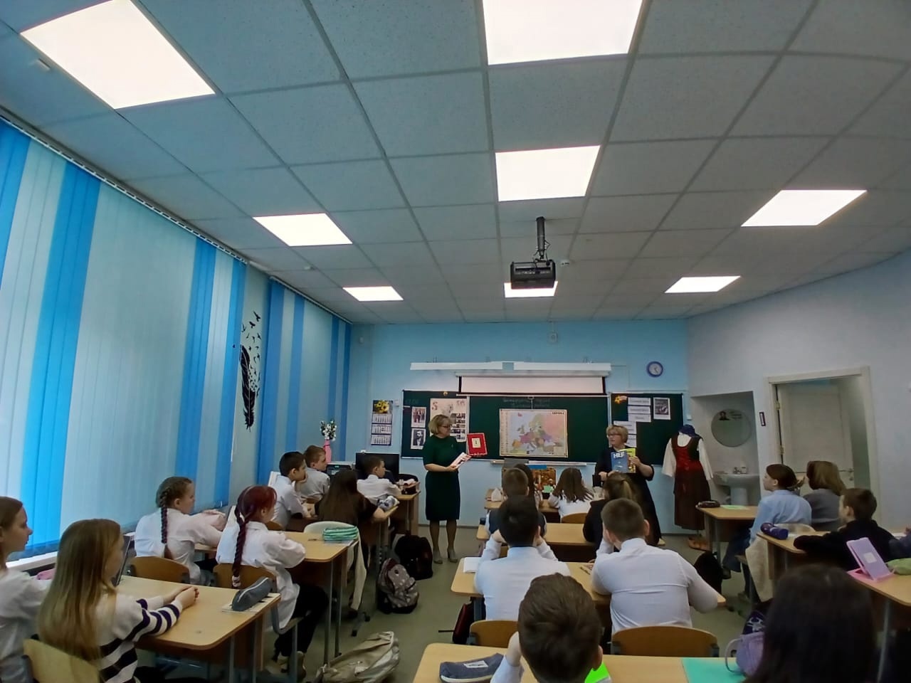 Интегрированное внеурочное занятие «Швеция далёкая и близкая».
